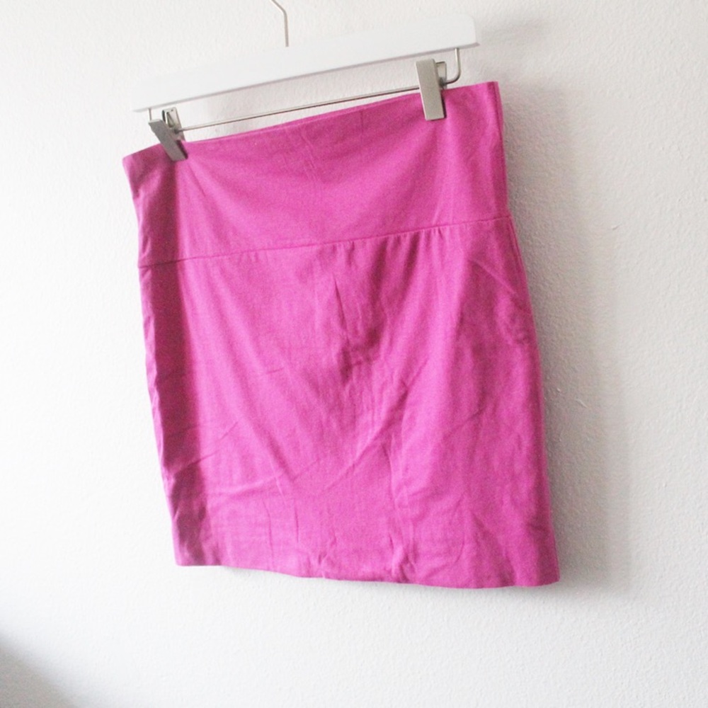 💕 NWT Wet Seal Stretch Mini Skirt L373